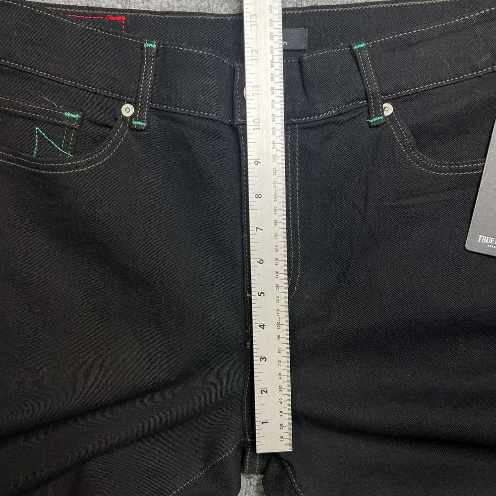 NWT True Religion Mens 36 Geno SN Slim Jeans Black Rinse Green Stitching 700386‎